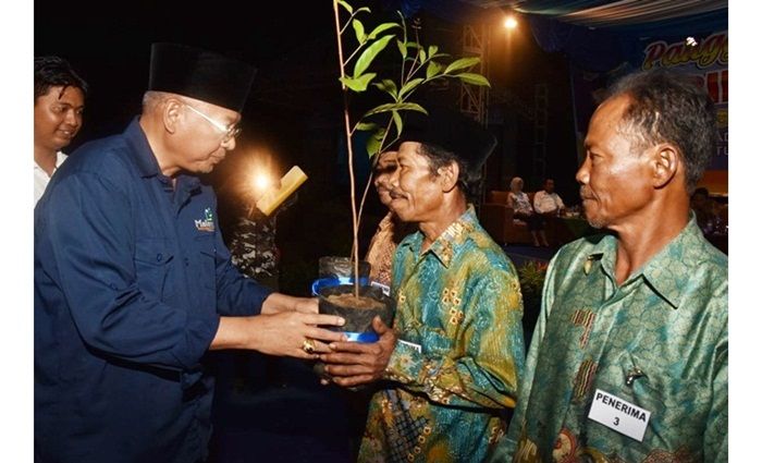 Kunjungi Bina Desa di Tumpakrejo, Bupati Malang Berikan Apresiasi ke Petani