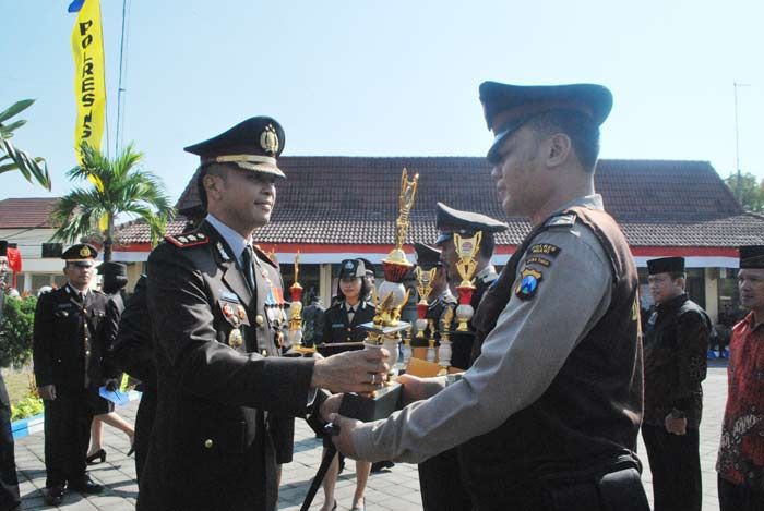 Pocil Ramaikan Peringatan HUT Bhayangkara di Polres Ngawi