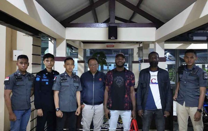 Kemenkumham Jatim Pulangkan Pesepak Bola Asing dari Nigeria