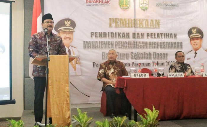 Ini Pesan Gus Ipul saat Buka Diklat Manajemen Pengelolaan Perpustakaan Bagi Guru SD