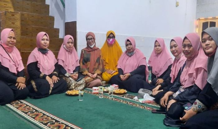 Istri Gus Yani Nilai Perayaan Tradisi Damar Kurung Cermin Kerukunan dan Gotong Royong