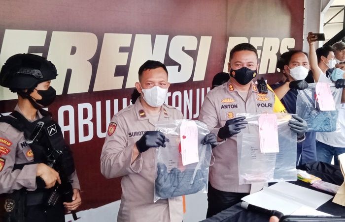 ​Sakit Hati Sering Dihina, Kakak di Surabaya Tega Tusuk Adik hingga Tewas Mengenaskan