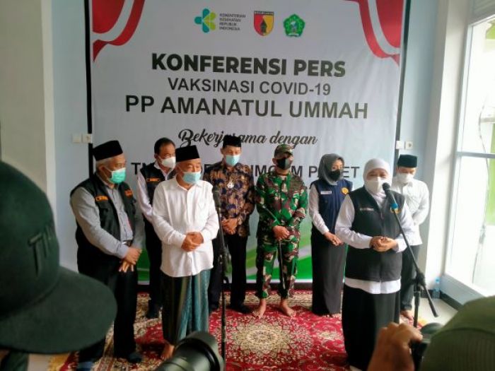 Dihadiri Gubernur Khofifah, Amanatul Ummah Sudah Vaksin 10.000 Santri dan Warga