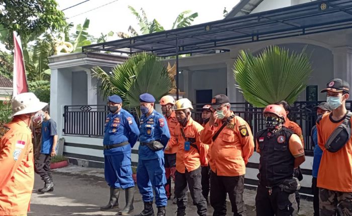 Pencarian Bocah Tenggelam di Sungai Brantas Blitar Dihentikan