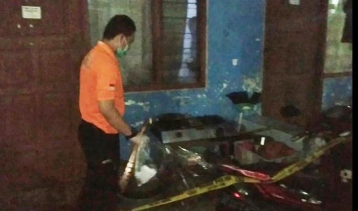 Suami Bacok Istri di Keboansikep Sidoarjo, Polisi Temukan Golok di Kamar Kos