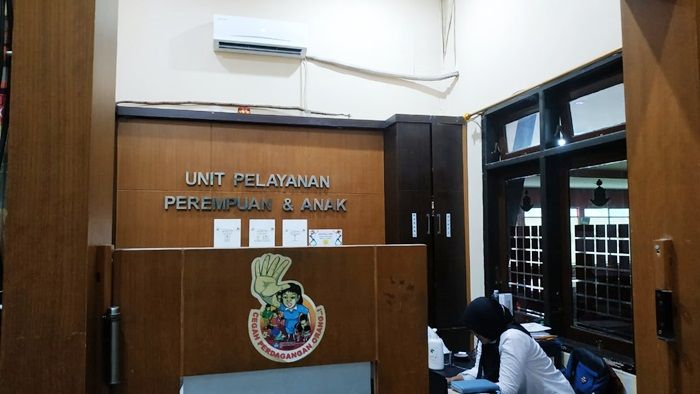 ​Diduga Setubuhi Muridnya Sendiri, Oknum Guru di Blitar Dilaporkan ke Polisi