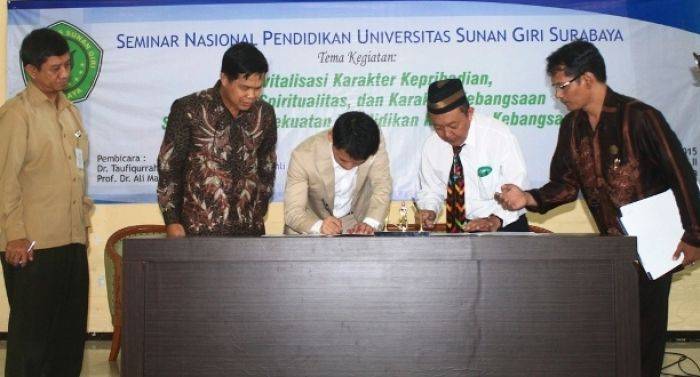 Unsuri Surabaya  Terus Kembangkan Akademik dan Kelembagaan