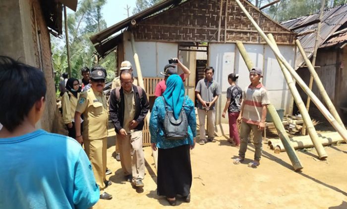 Berikan Sembako, BPBD Pasuruan Masih Mendata Korban Angin Kencang di Tosari