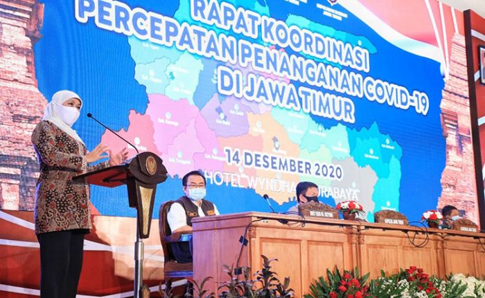 Koordinasi dengan ​Forkopimda Jelang Libur Nataru, Khofifah Minta Satgas Covid-19 Diperkuat Lagi