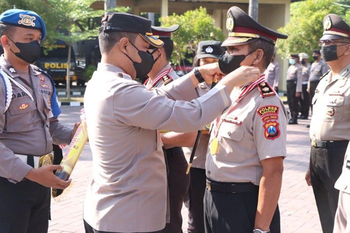 Lepas 29 Wisudawan Purna Bhakti Polri, Kapolres Nganjuk Sampaikan Rasa Haru dan Bangga