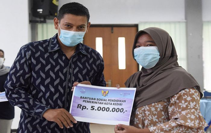 Kembali Bergulir, Total ​2.479 Mahasiswa Kota Kediri Terima Bantuan Pendidikan dari Pemkot