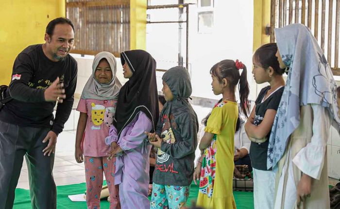 Peringati HAN 2023, Pemkot dan YLPA Kediri Sambangi Anak-Anak di Bapenda