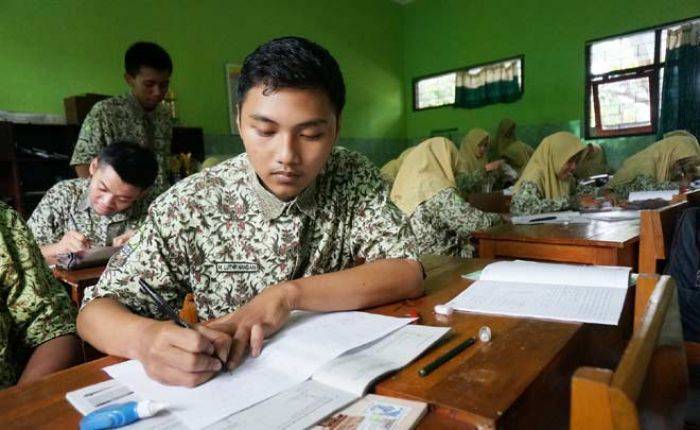 Mochammad Luthfi, Siswa MAN 1 Jombang, Tukang Lem Sepatu yang jadi Juara Olimpiade Kimia