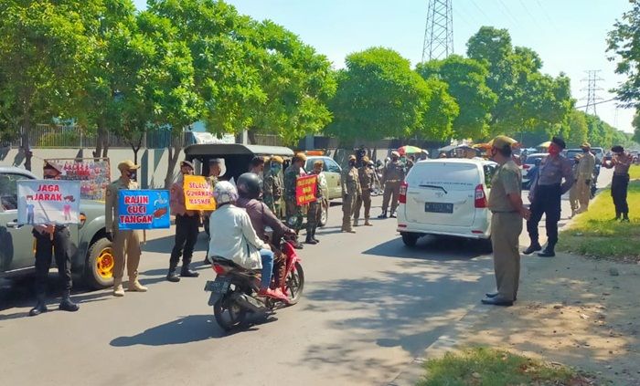 Kena Razia Tak Pakai Masker, Warga di Sidoarjo Ngotot Badannya Sehat