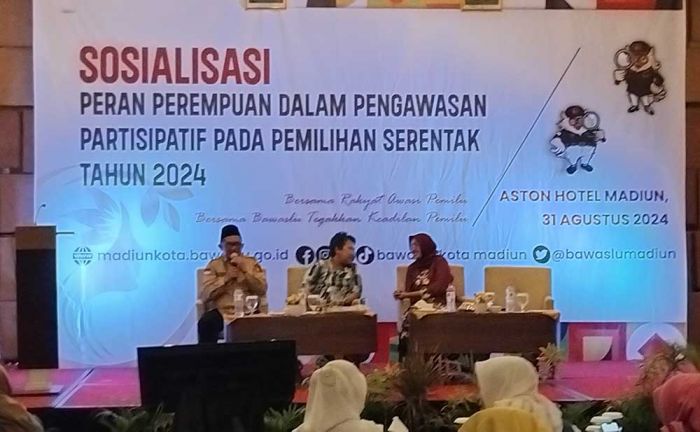 Bawaslu Kota Madiun Sosialisaikan Peran Perempuan Dalam Pengawasan Pilkada Serentak