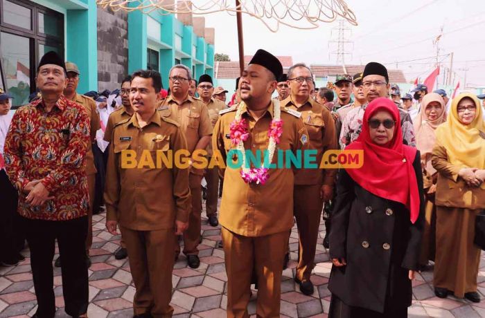 Bupati Resmikan Gedung UPT SMPN 34 Gresik di Perumahan Pondok Permata Suci