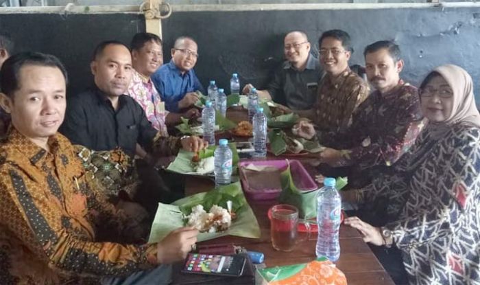 Ketua DPRD Gresik dan Peradi Bahas Bantuan Hukum untuk Warga Kurang Mampu