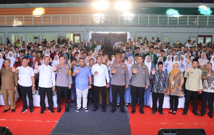 Libatkan Santri dan Siswa SMA, Polres Gresik Gelar Sosialisasi Bahaya Narkoba