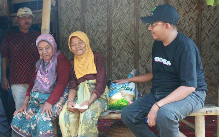 ​Bupati Sumenep Blusukan Kunjungi Nenek Hotipah dan Putriya di Rumah Reyotnya