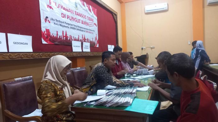 Ratusan KPM Puas, Pelayanan Maksimal dan Gratis Bansos dari Dinsos P3A Kota Mojokerto 