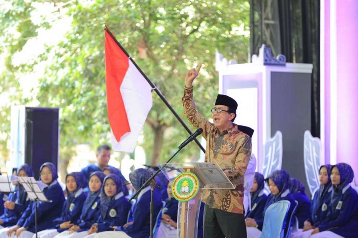 Orasi Ilmiah di Ponpes Sunan Drajat, Menkumham Tekankan Pentingnya Bangun SDM Unggul