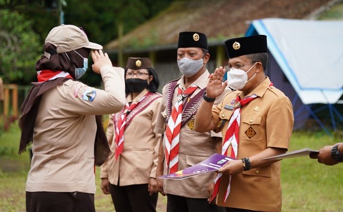 Wawali Batu Punjul Tutup Kursus Mahir Dasar IV Kwarcab Pramuka