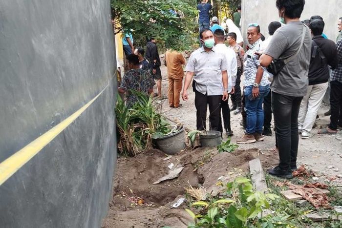 Kematian Balita 4 Tahun yang Dikubur di Samping Rumah Akhirnya Terungkap, Ternyata Korban ....