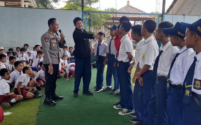 Antisipasi Dini Penyalahgunaan Narkoba, Kapolsek Purwodadi Gelar Penyuluhan dengan Sasaran Pelajar