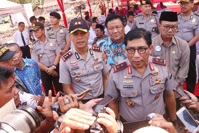 Resmikan Perumahan di Ngawi, Kapolda Imbau Seluruh Polres Peduli Musibah di Lombok