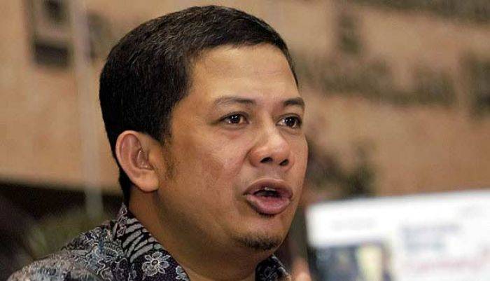 Fahri Hamzah Ungkit Dosa 6 Kader PKS, Tifatul Memfollow Akun Twitter Bintang Porno 