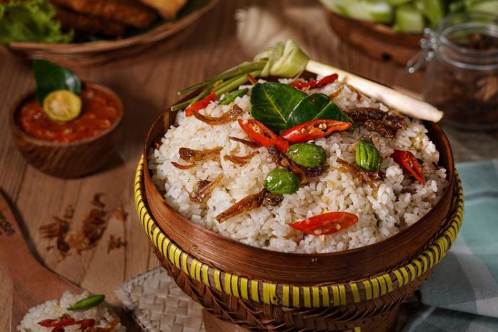 Resep Nasi Liwet Sambal Terasi Bakar, Santapan Gurih yang Menggugah Selera