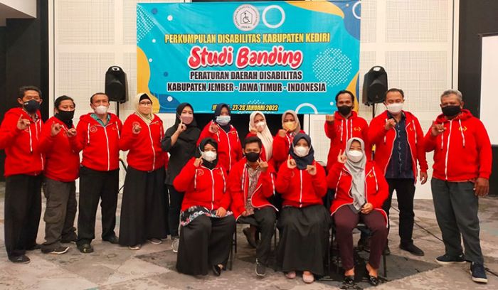 Perkumpulan Disabilitas Kabupaten Kediri Studi Banding ke Jember