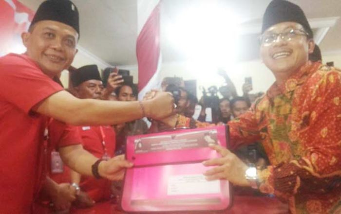 Wawali Malang Daftar Calon Wali Kota Lewat PDIP