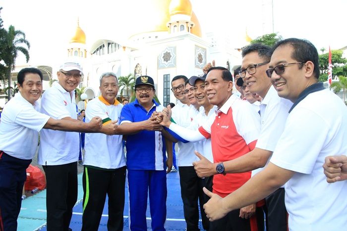 ​Buka Lomba Agustusan, Pakde Karwo Ingatkan Budaya Bangsa Indonesia