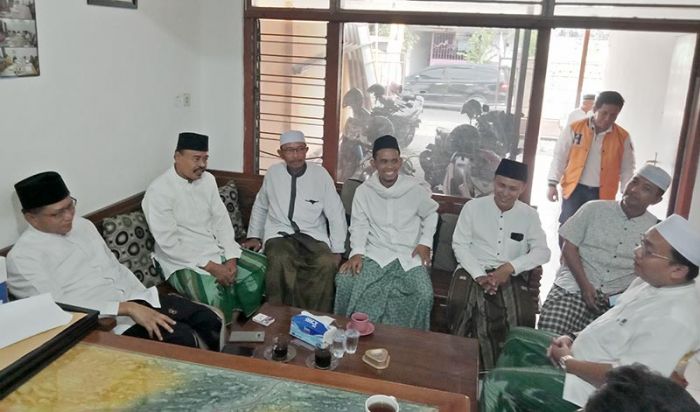 Anshori Pendaftar Pertama di Penjaringan Bacawali Hanura Kota Pasuruan