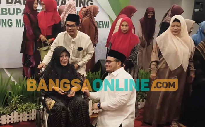 Begini Alasan Nyai Bad Dukung Pasangan Dhito-Dewi di Pilkada 2024