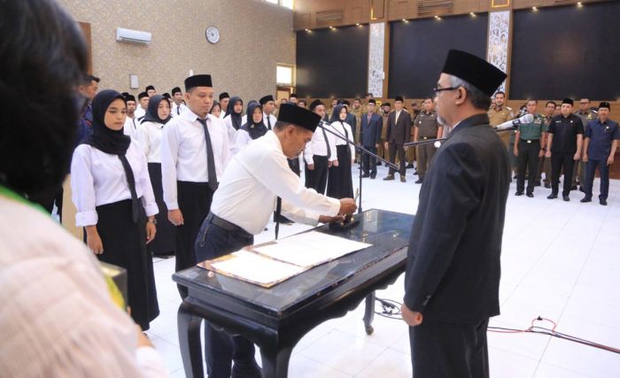 KPU Kota Probolinggo Lantik 87 Panitia Pemungutan Suara