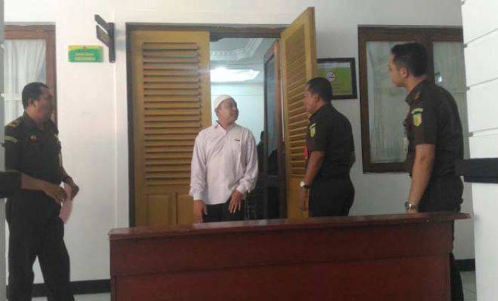 Sidang Perkara Cukai Palsu Oknum Bea Cukai Juanda Ditunda