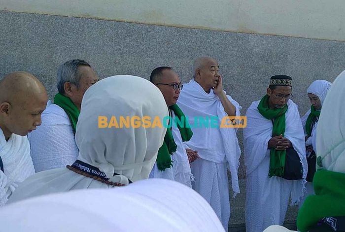 Di Tempat ini Dua Doa Nabi Dikabulkan, Satu Ditolak, Kiai Asep Pimpin Doa di Masjid Ijabah