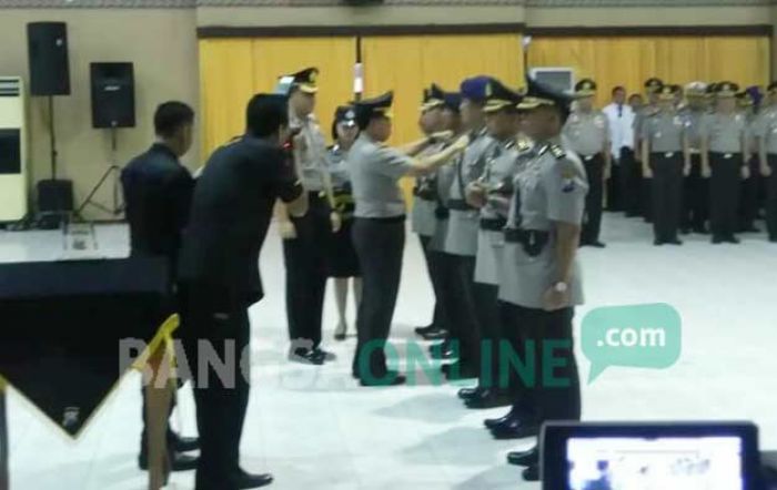 Kapolda Jatim Resmikan Sertijab Kasat Brimob Kombes Pol Totok Lisdiarto