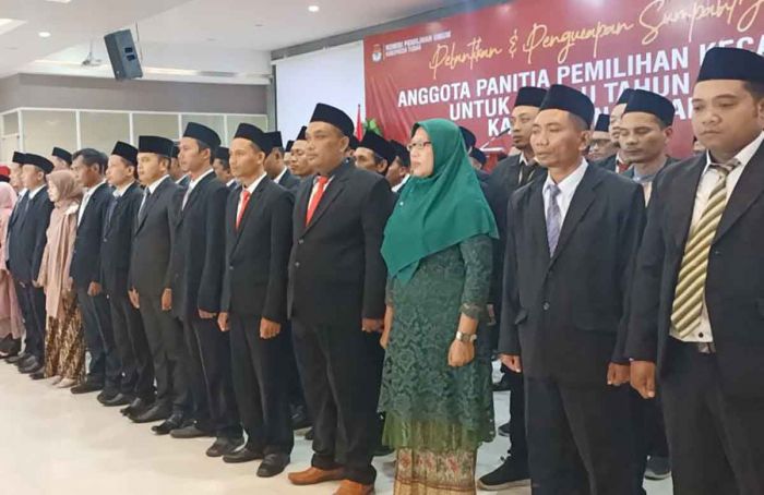 100 Anggota PPK Resmi Dilantik, KPU Tuban Tekankan Integritas dan Netralitas Penyelenggara