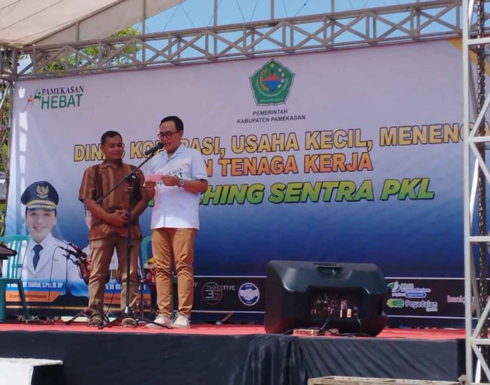 Pedagang Pamekasan Keluhkan Adanya Pungutan di Sentra PKL Food Colony