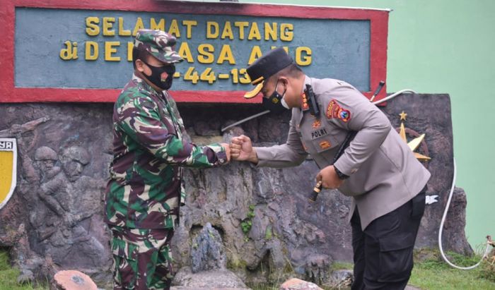 Peringatan HUT TNI ke-76, Polresta Sidoarjo Beri Kejutan