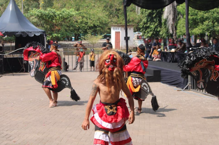 Lestarikan Kesenian Jaranan Kadiren, Pemkot Kediri Gelar Festival di Area Wisata Goa Selomangleng