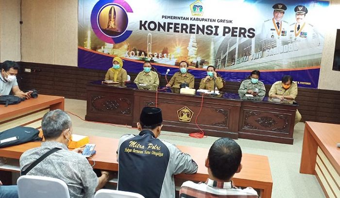 Bupati Sambari Tetapkan Gresik Darurat Corona