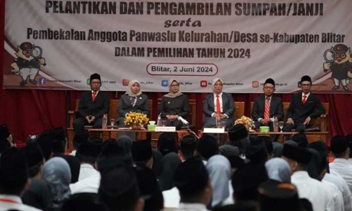 Bupati Blitar Hadiri Pelantikan Panitia Pengawas Desa dan Kelurahan, Serukan Pentingnya Netralitas