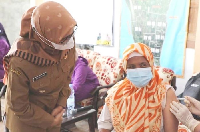 Target Vaksinasi Baru Capai 62,7 persen, Bupati Blitar: Masih Banyak yang Pilih-Pilih Merek Vaksin