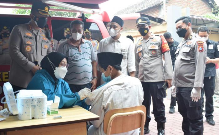 Percepatan Vaksinasi, Polresta Sidoarjo Blusukan ke Desa-desa