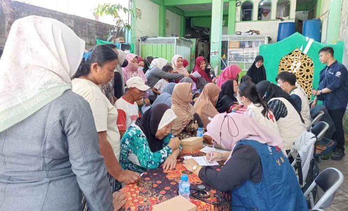 Gandeng Djarum Foundation, Pondok Pesantren Tahsinul Akhlaq Bahrul Ulum Surabaya Beri Layanan Medis