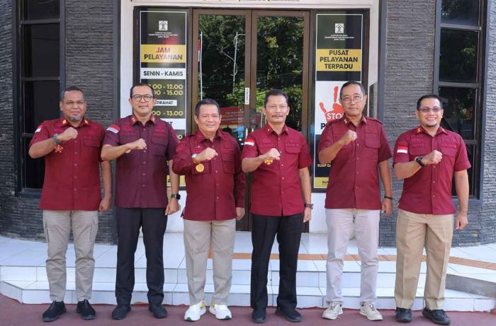 Siapkan Diri Ikuti Kontestasi WBK/WBBM, Kanwil Kemenkumham Maluku dan Papua Studi Tiru ke Jawa Timur